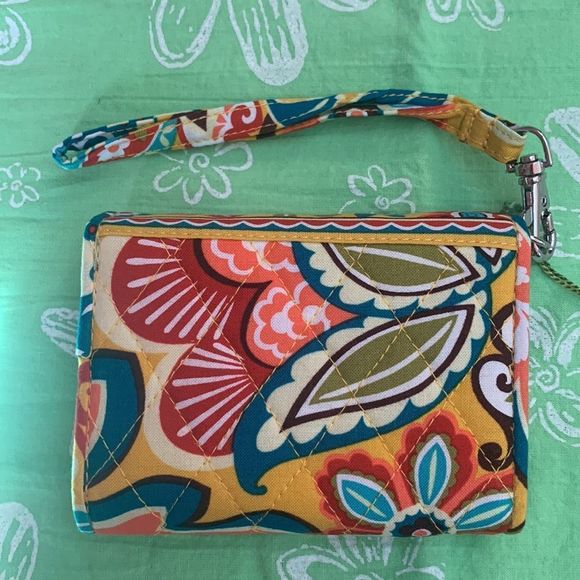 Vera Bradley  Super Smart Wristlet Wallet Retired Provençal - Picture 2 of 7